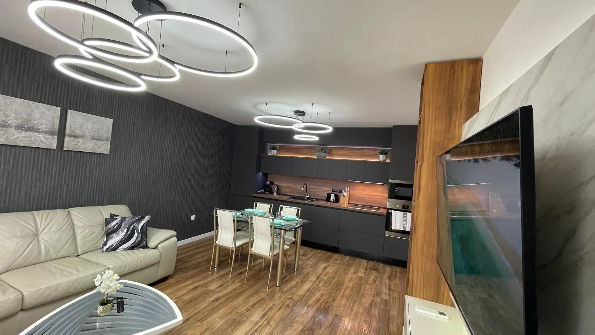 Тони Апартмент Apartment Burgas 0*,  Bulgaria