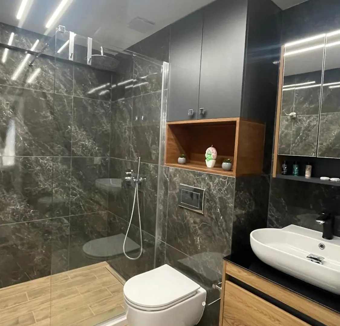 Тони Апартмент Apartment Burgas