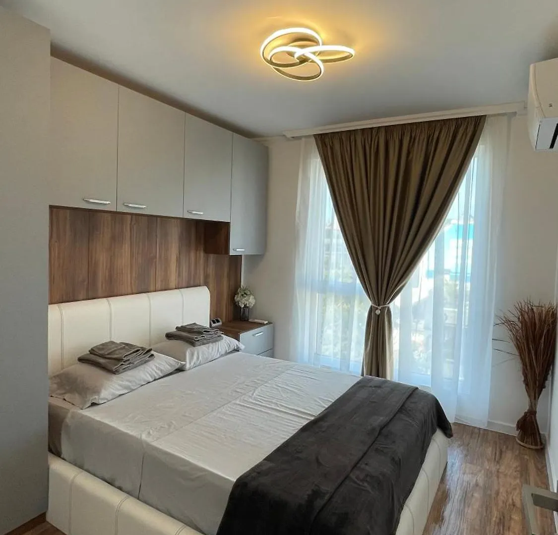 Тони Апартмент Apartment Burgas